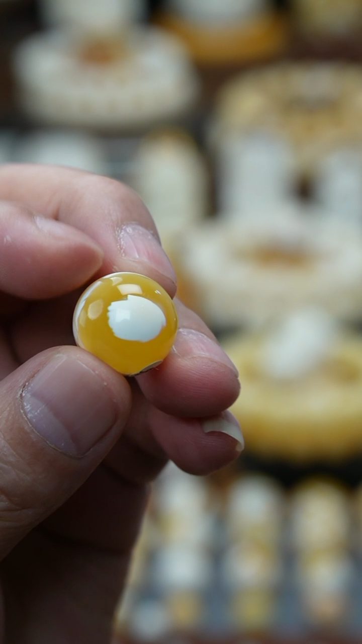 【闪购商品】胡玩珠宝天然原矿