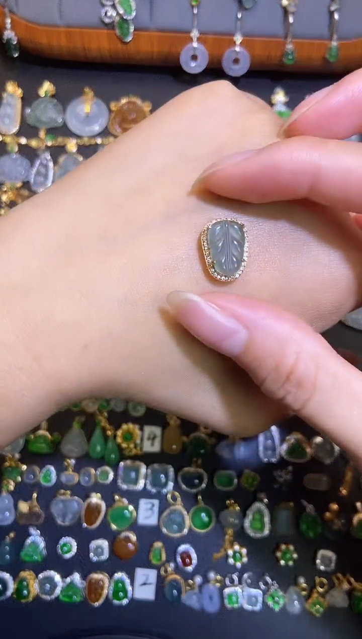 翡翠银S925镶嵌颈饰天然a货翡翠