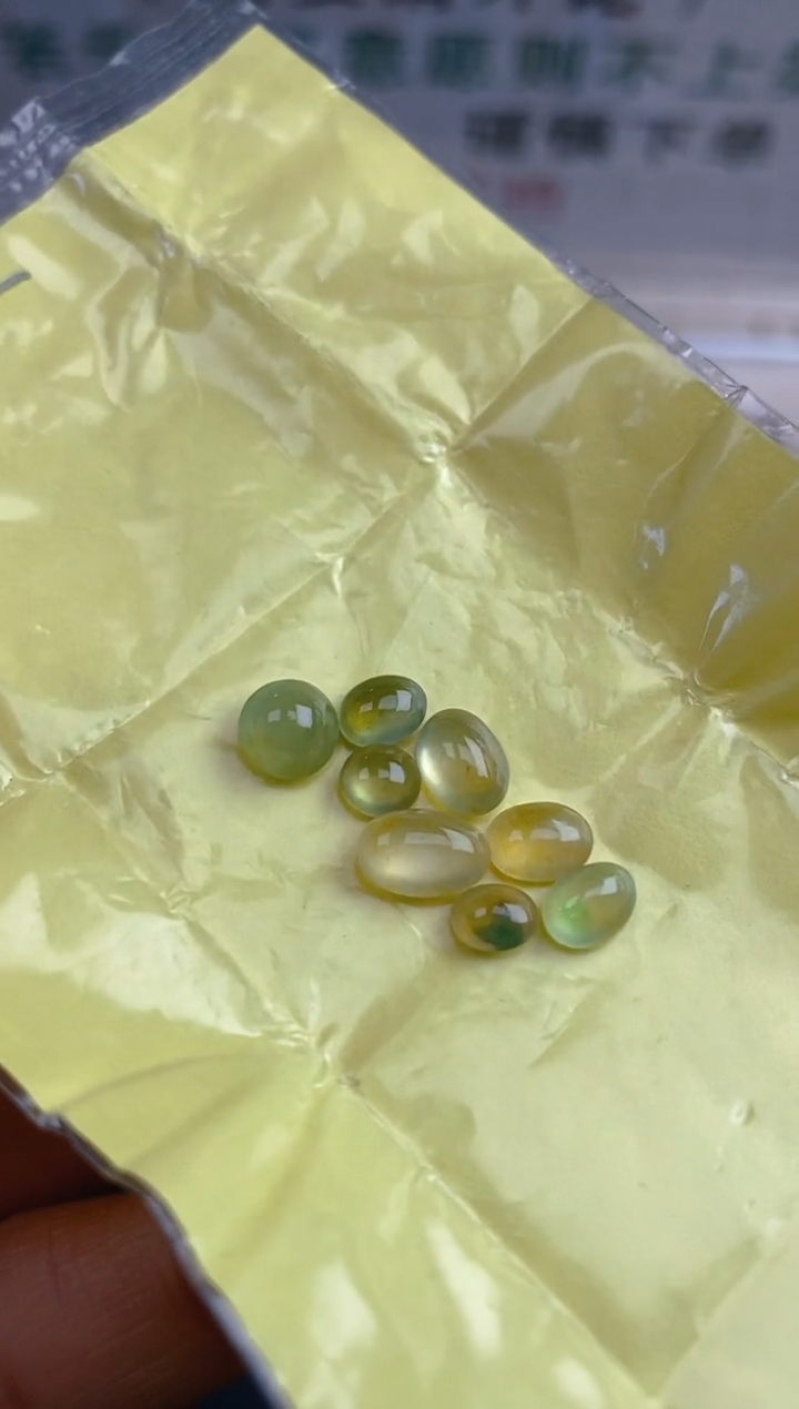 【闪购商品】定制翡翠未镶嵌天然翡翠蛋面124