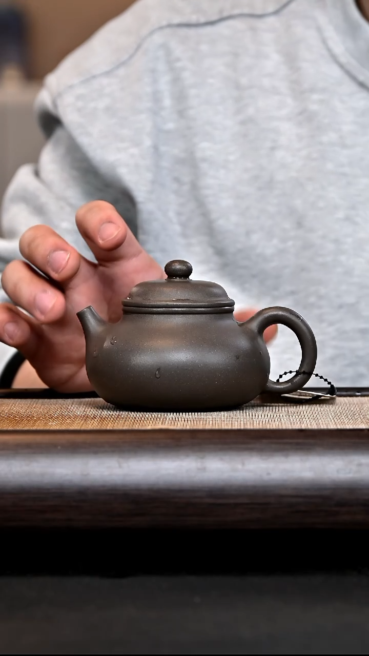 【闪购商品】紫砂茶壶2636 容天 青灰