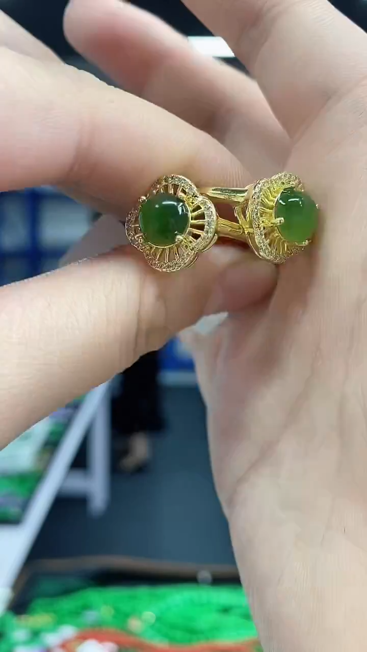 未镶嵌戒指和田玉闪购链接 多样性发其一颜色微差