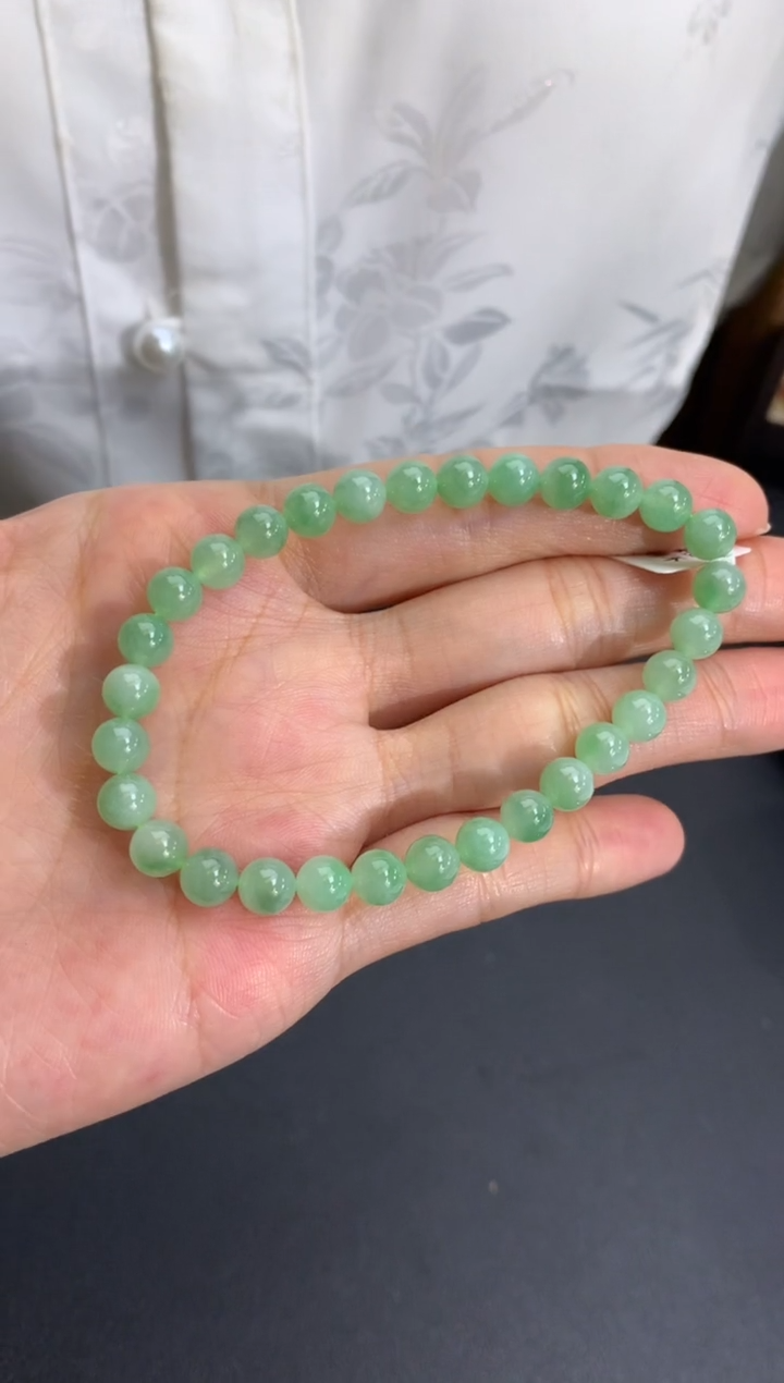 未镶嵌手串翡翠卡6mm