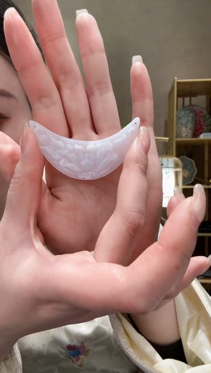 【闪购商品】翡翠颈饰未镶嵌吊坠