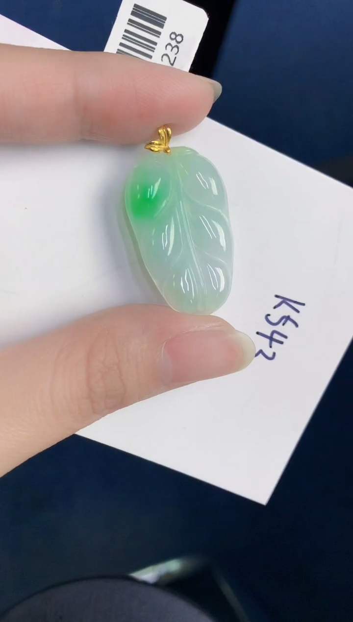 颈饰18K金镶嵌翡翠天然翡翠缅甸A货