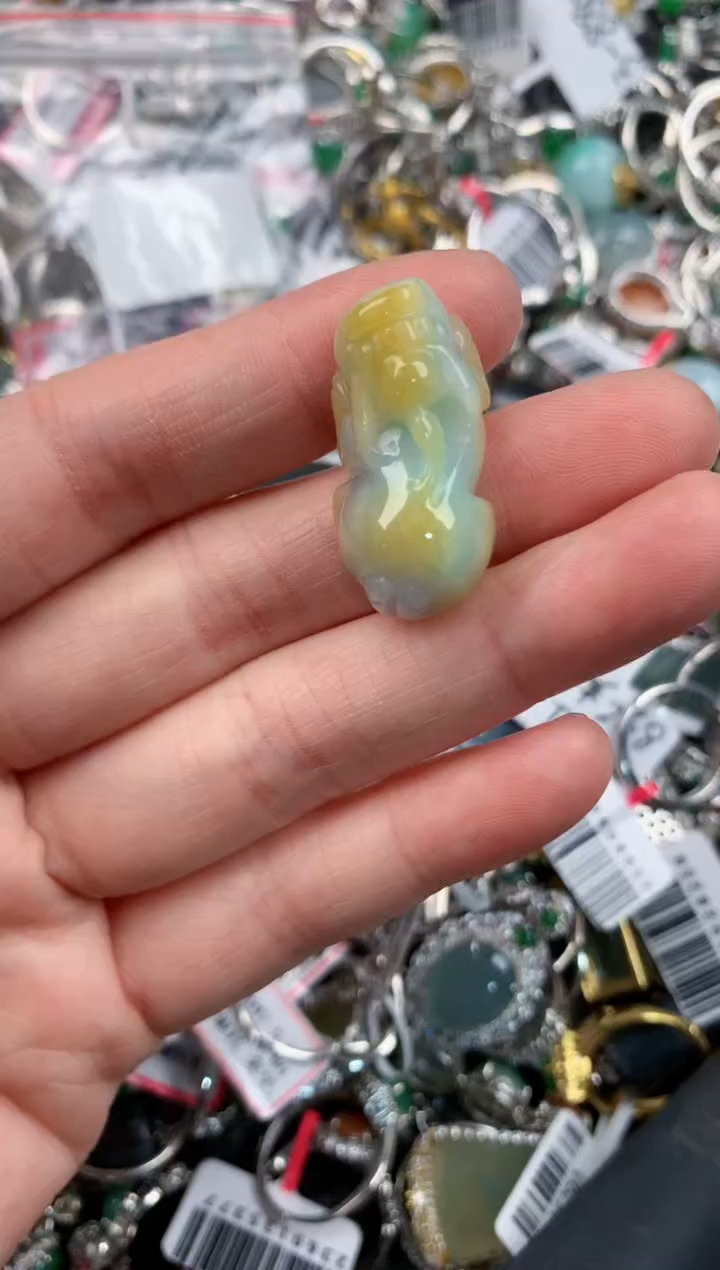 未镶嵌戒指翡翠333        8