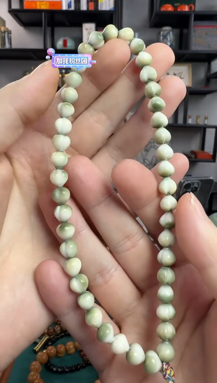 手串龙脊菩提2086小青龙屁桃龙脊菩提手持8.6mm左右