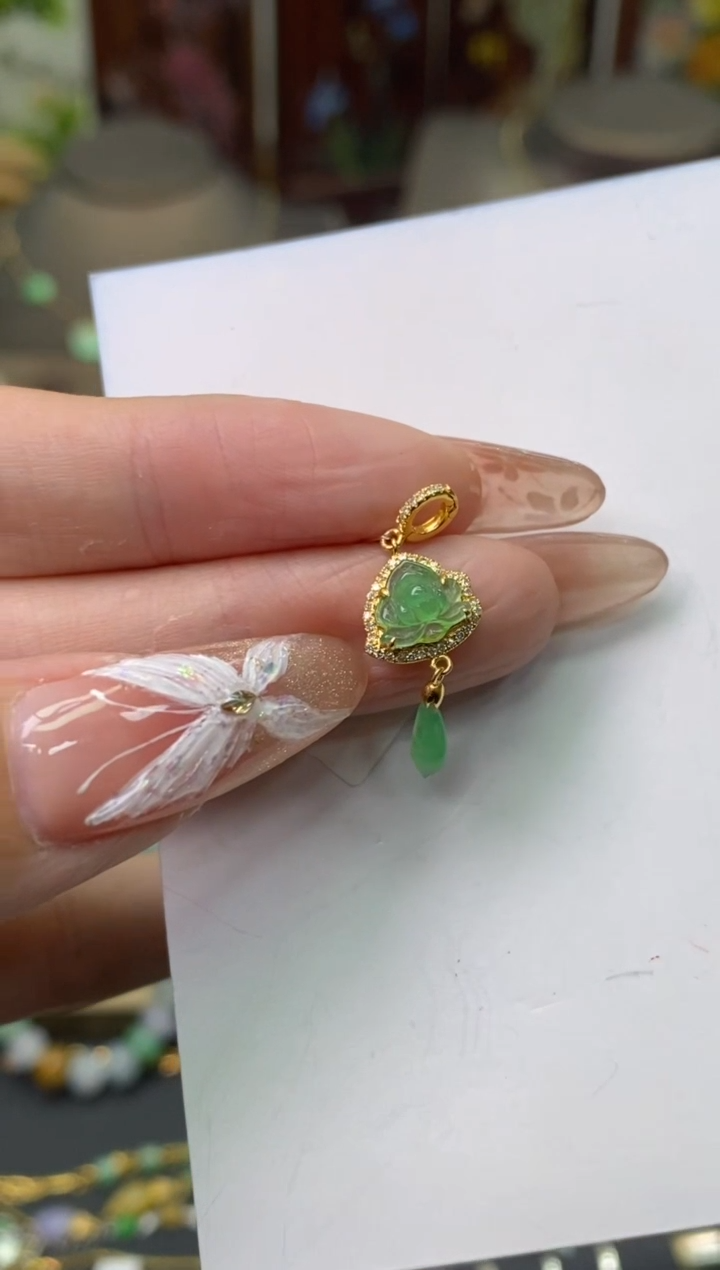 【闪购商品】翡翠颈饰18K金镶嵌净货11144