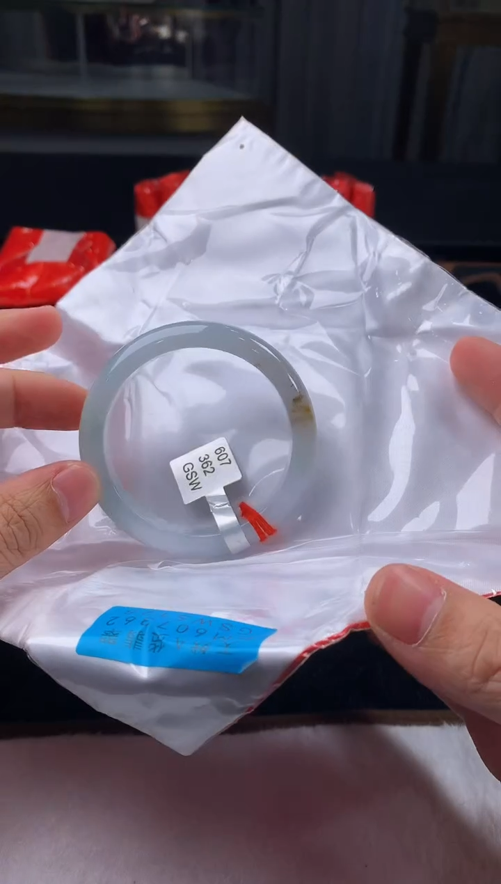 未镶嵌定制翡翠5087毛货不退不换 55-56