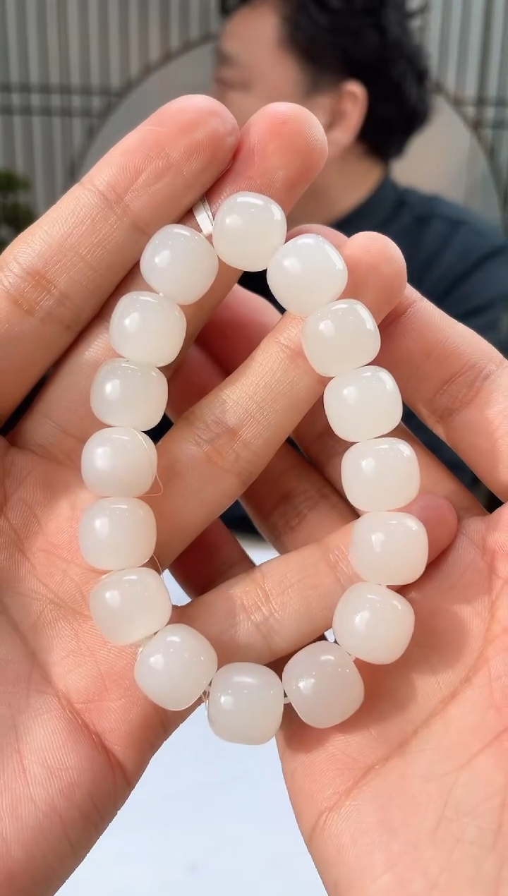 【闪购商品】定制和田玉多样性发货拍一发一 30229