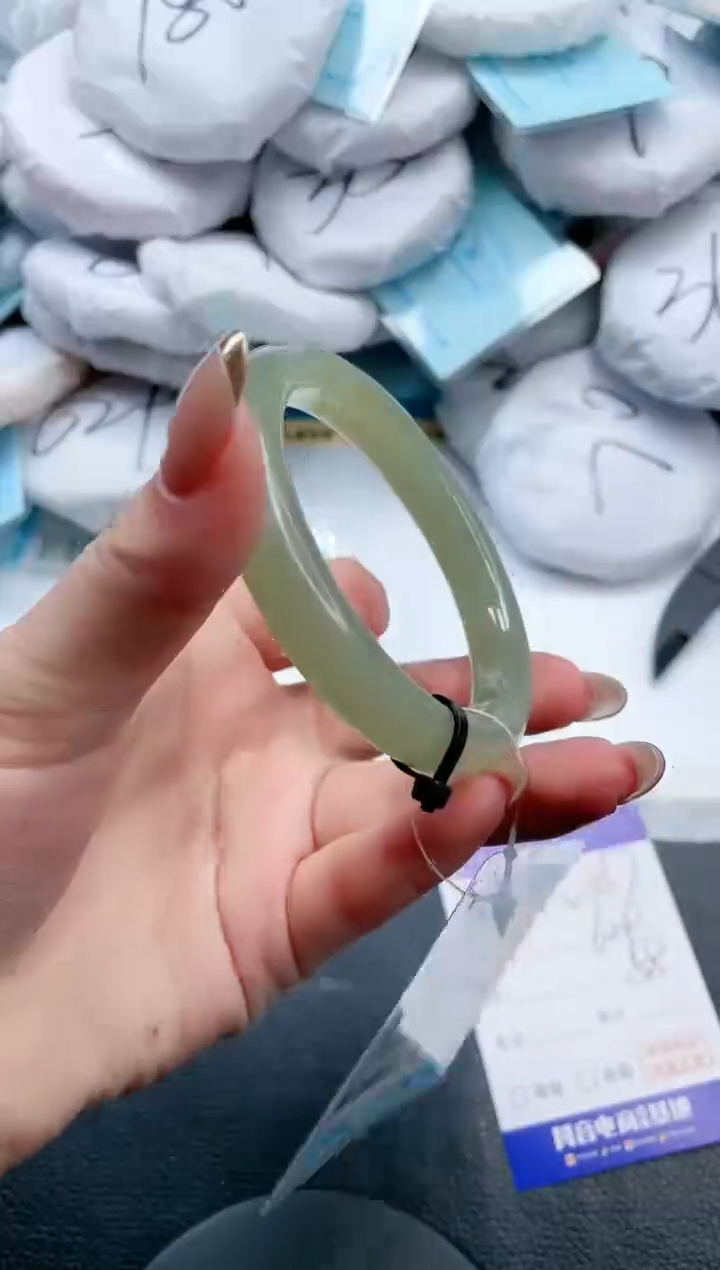 【闪购商品】和田玉手镯未镶嵌20V357-58