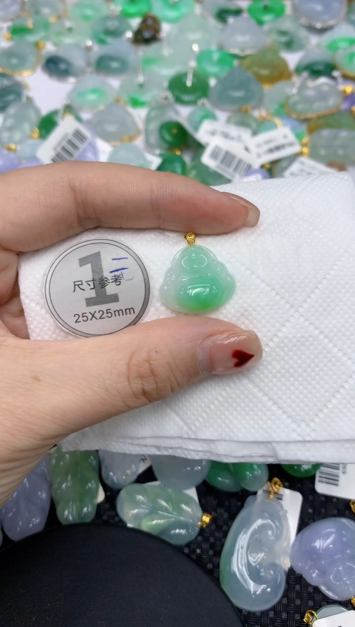 翡翠18K金镶嵌颈饰11111111