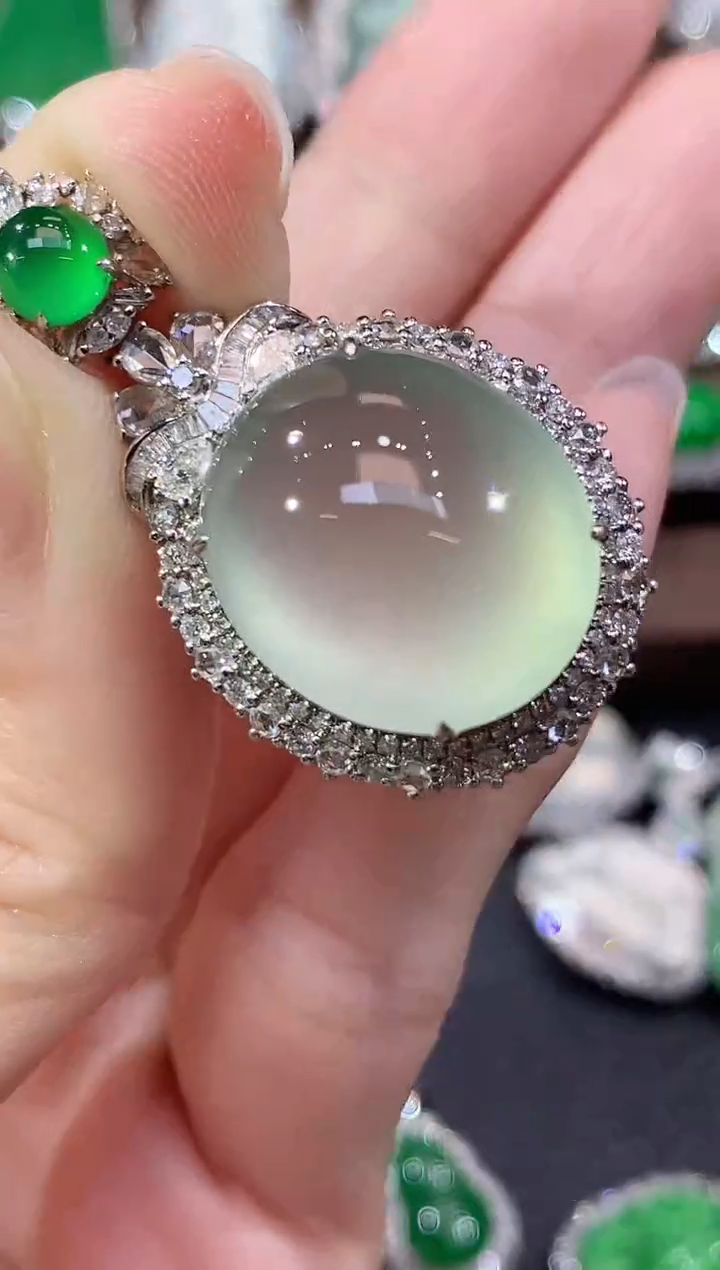 吊坠(不含链)18K金镶嵌翡翠娄*C27