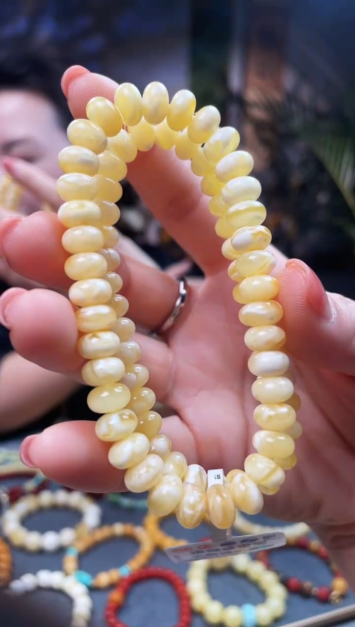 【闪购商品】蜜蜡手链未镶嵌手链 多样性发货 发其一