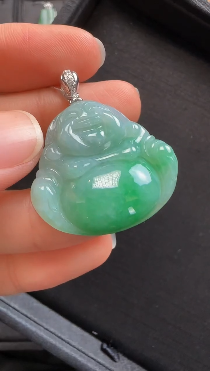 【闪购商品】翡翠颈饰18K金镶嵌639玉佛一个