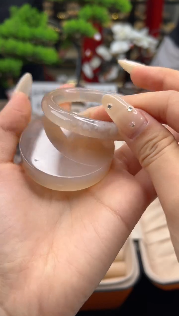 【闪购商品】石英质玉未镶嵌手镯56圈口（赠送镯心）21122