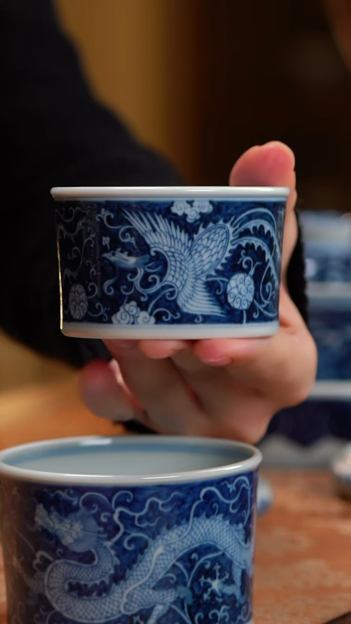 【闪购商品】快雪时晴蓝底龙凤对杯