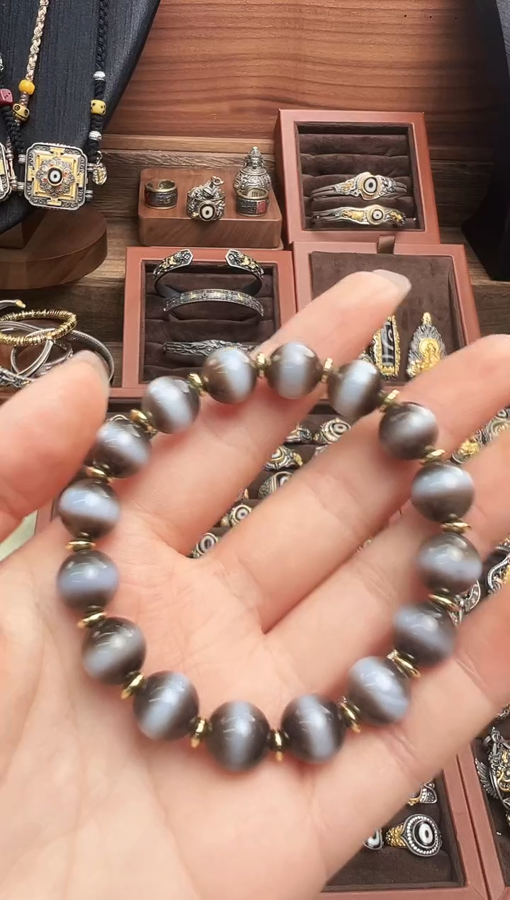 玛瑙/玉髓手串合金藏式珠珠手串