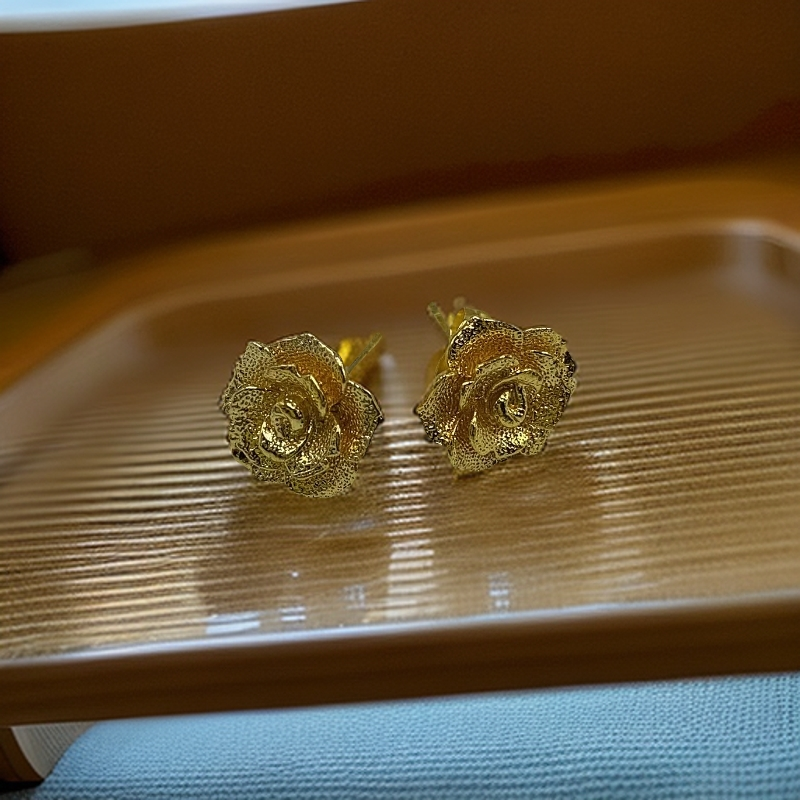 雅翠高奢精选耳钉Q78