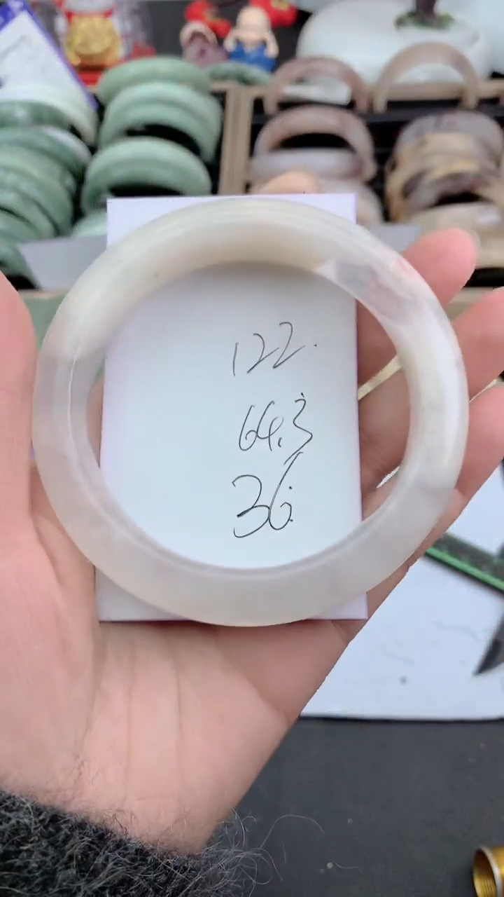 未镶嵌手镯石英质玉122