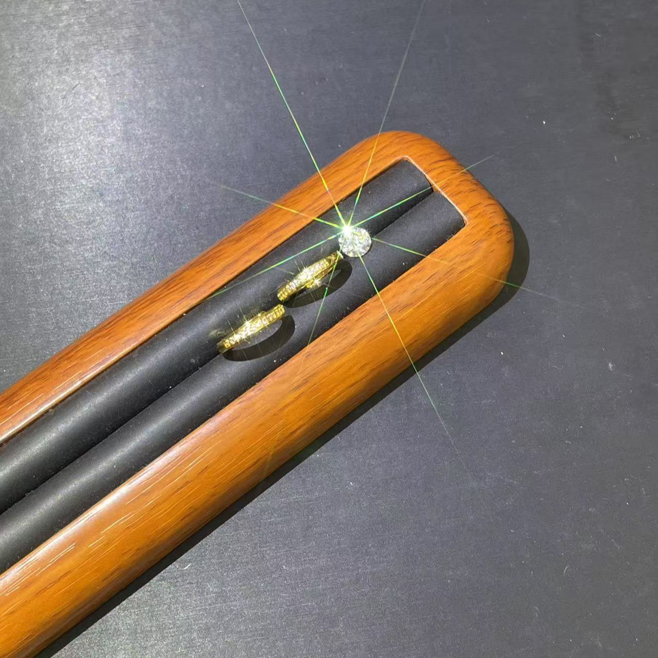 s1681黄色微镶耳扣多样性发货