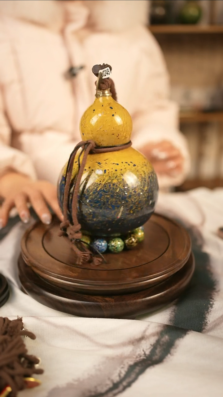 【闪购商品】精品大漆酒葫芦送漏斗网兜底座