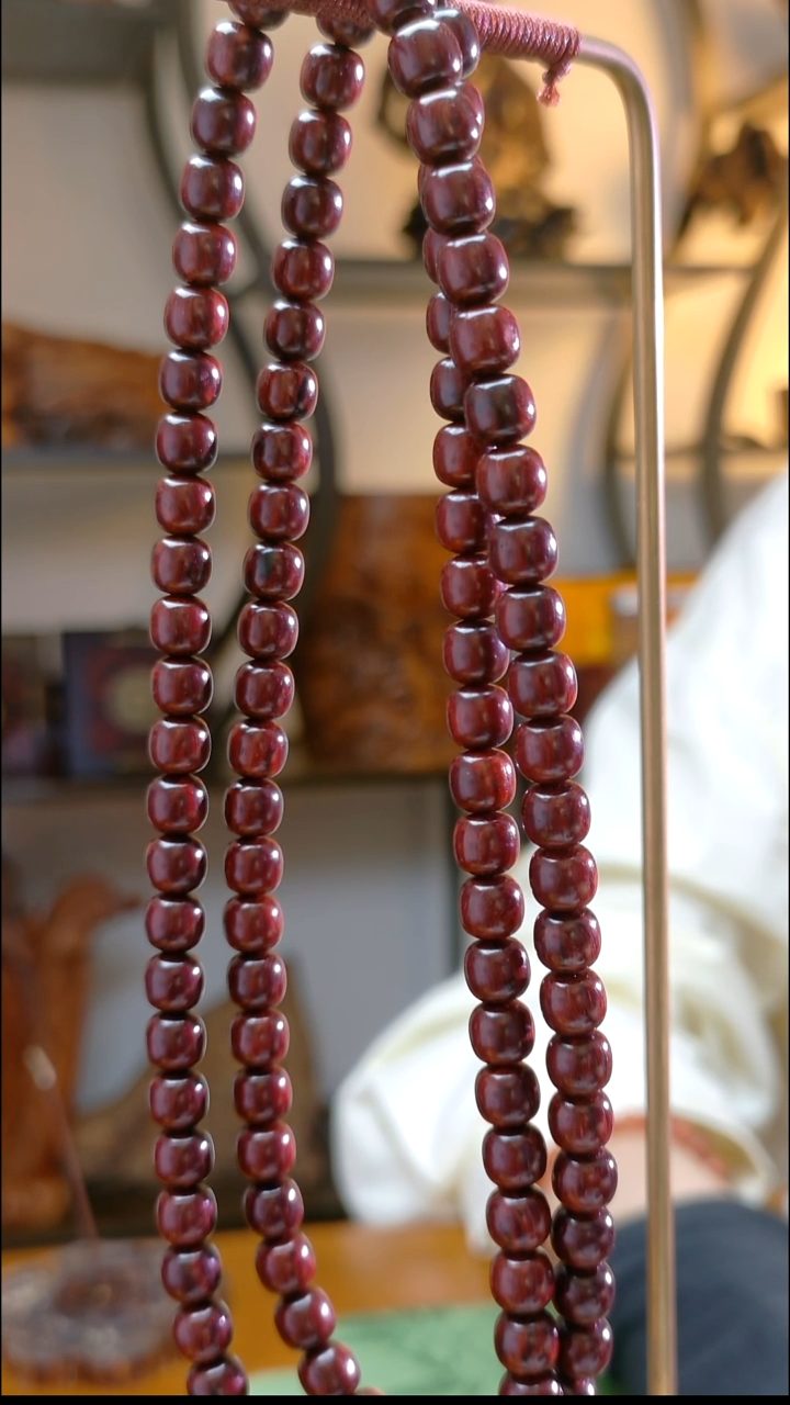 黄花梨/降香黄檀海南红降0.6*108珠 多圈