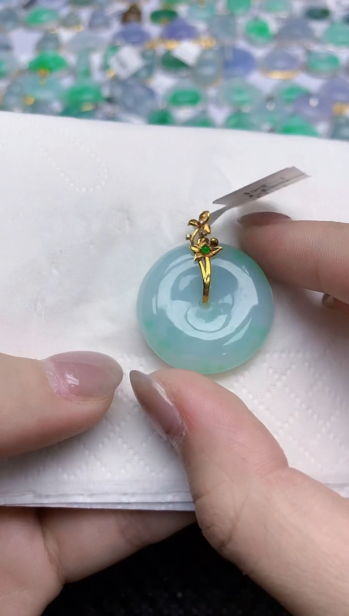 【闪购商品】翡翠颈饰18K金镶嵌天然翡翠A货