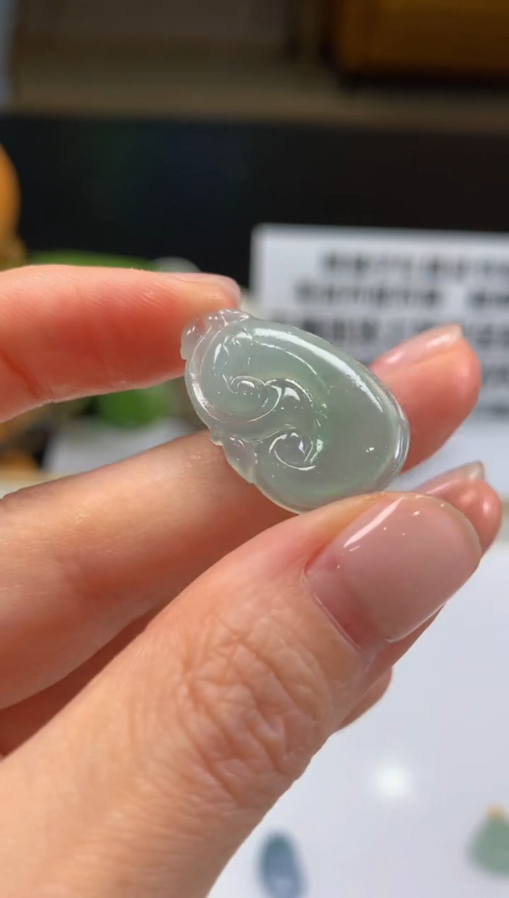 定制翡翠未镶嵌世**源---60056
