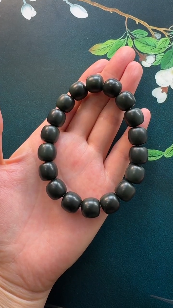 未镶嵌手串和田玉手串