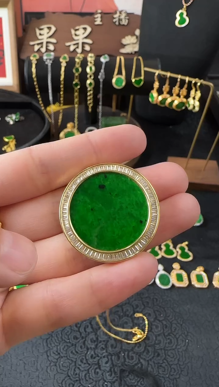 【闪购商品】翡翠颈饰银S925镶嵌手牌
