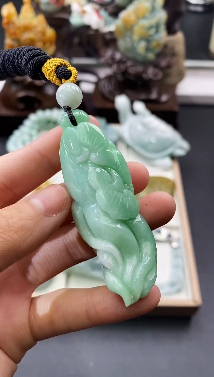 颈饰未镶嵌翡翠天然缅甸A货翡翠