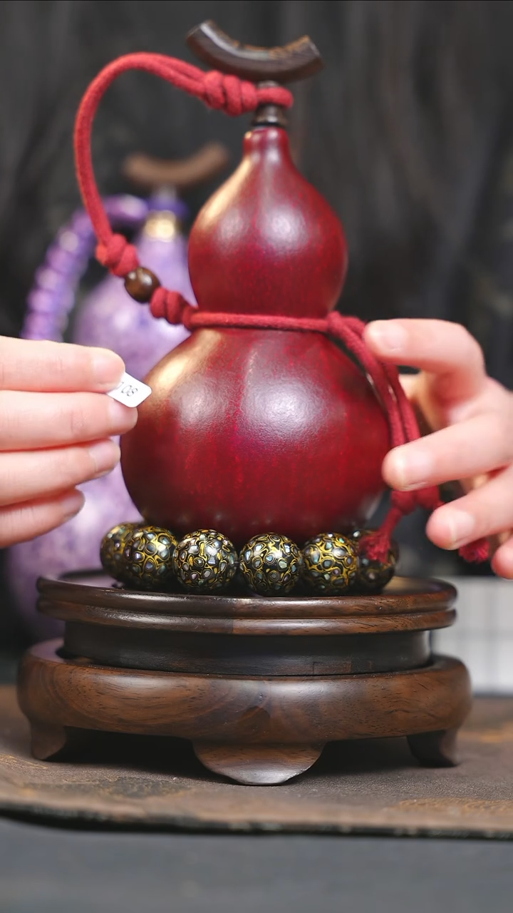 【闪购商品】YP108大漆酒葫芦不包手串及旋转底座