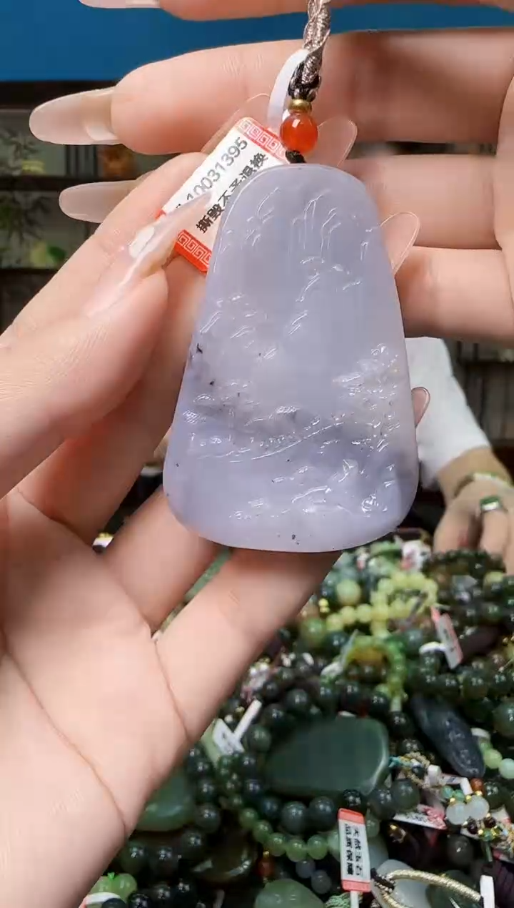 颈饰未镶嵌和田玉多样性发一