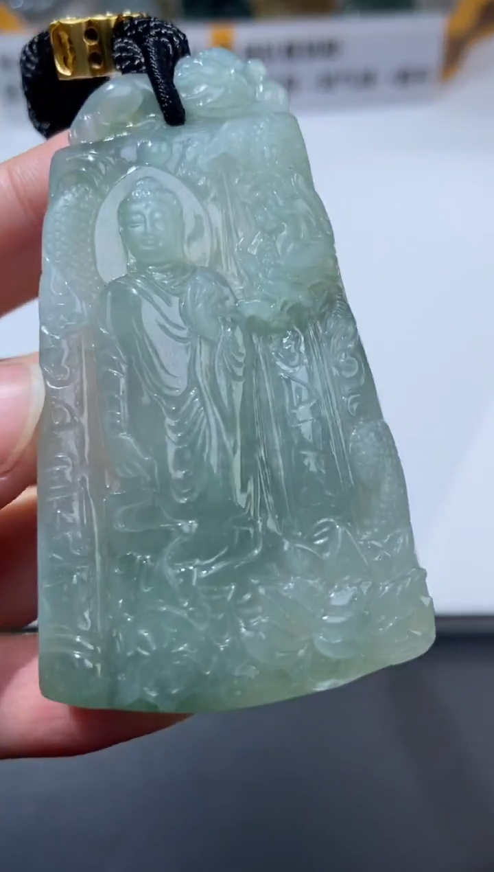 未镶嵌挂件翡翠371857   多人 