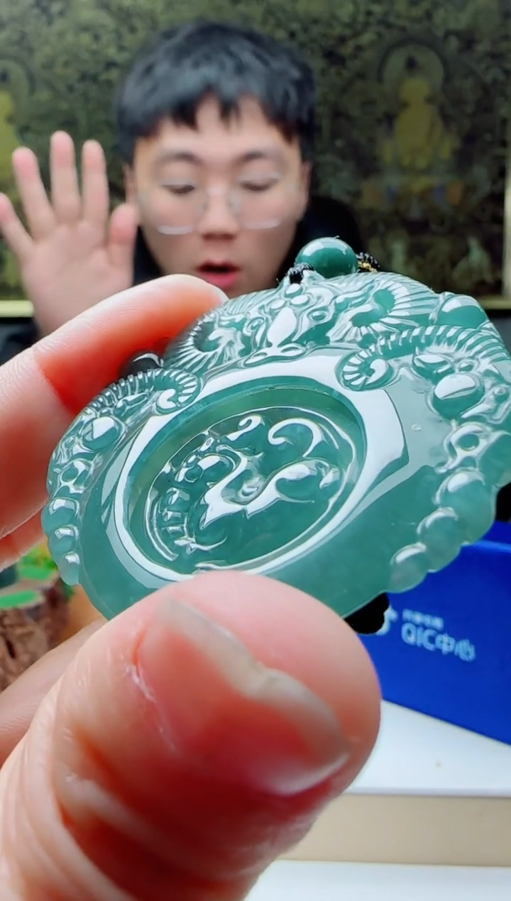 【闪购商品】翡翠颈饰未镶嵌多样性随机发其一