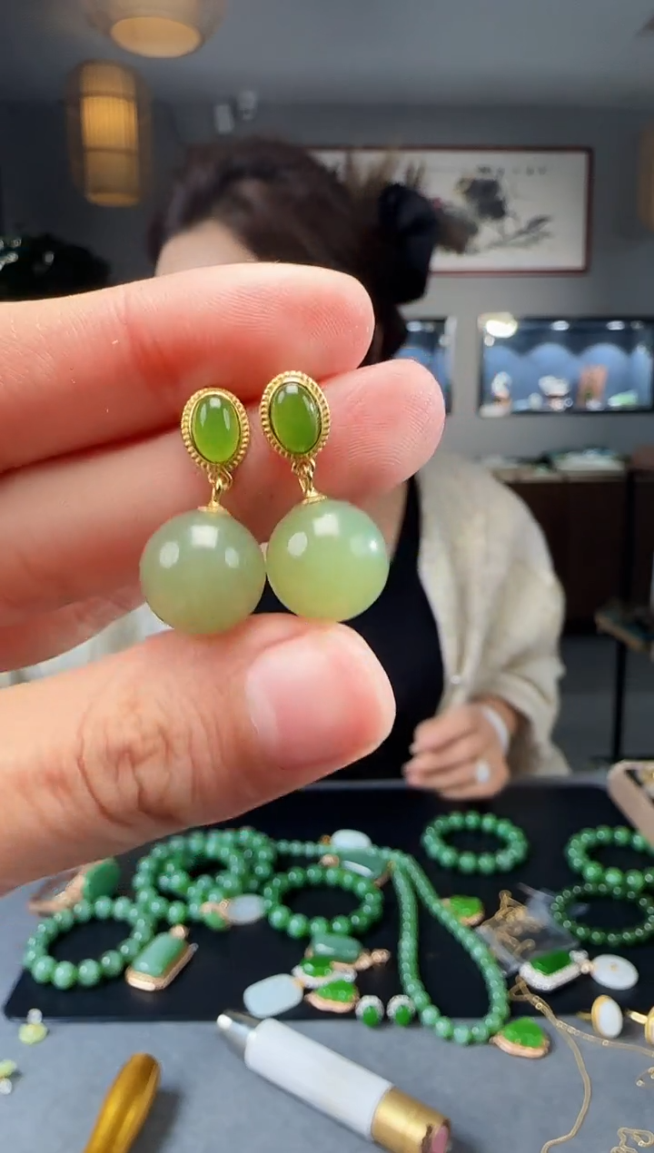 【闪购商品】和田玉耳钉银S925镶嵌1