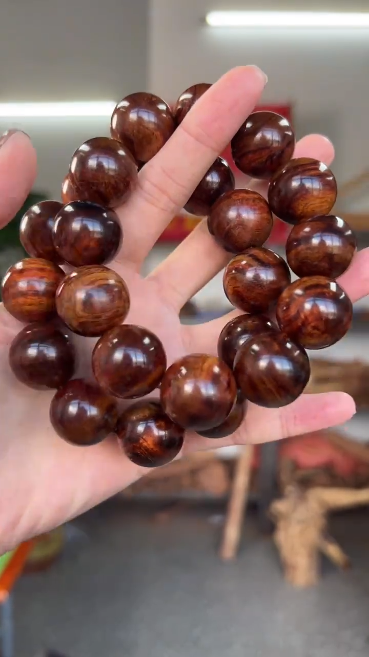 黄花梨/降香黄檀海南黄花梨五指山毛阳料七彩纹2.0手串（99）