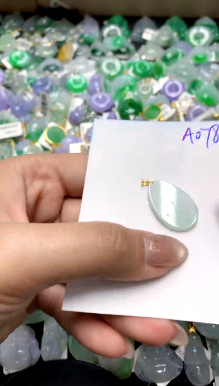 【闪购商品】翡翠颈饰18K金镶嵌1111111111111111