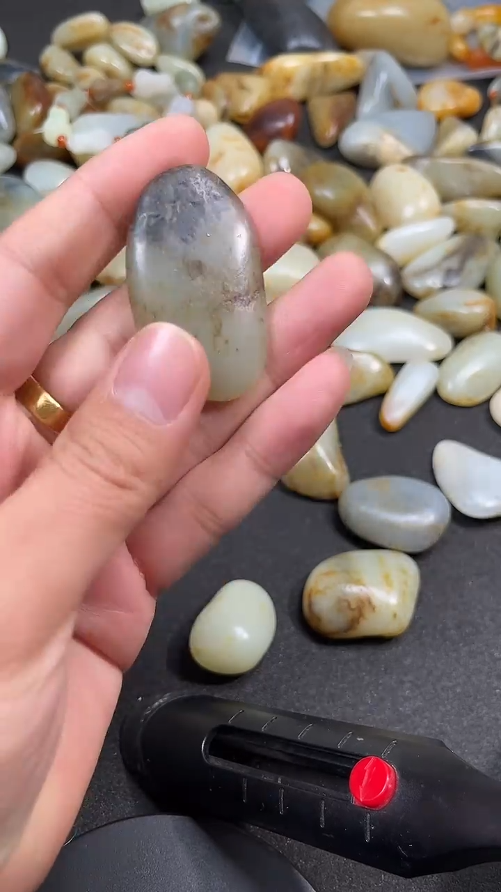 颈饰未镶嵌和田玉和田玉