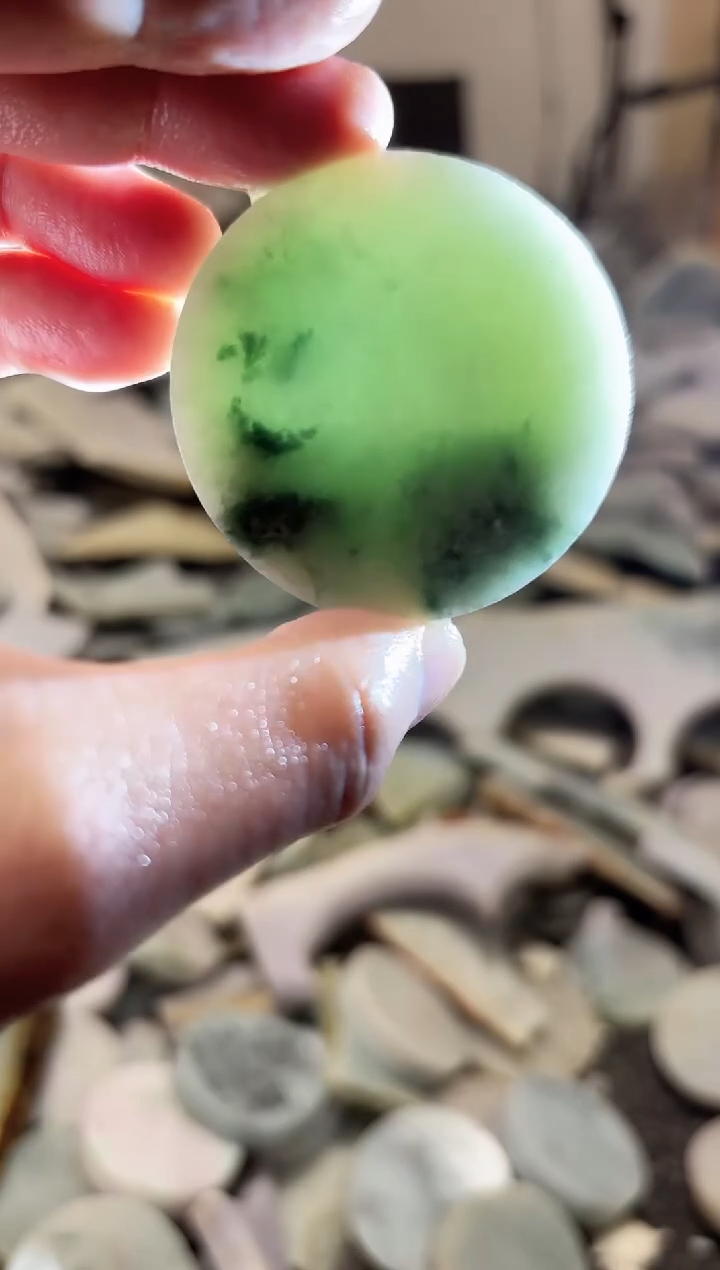 【闪购商品】翡翠颈饰未镶嵌A货吴玉291