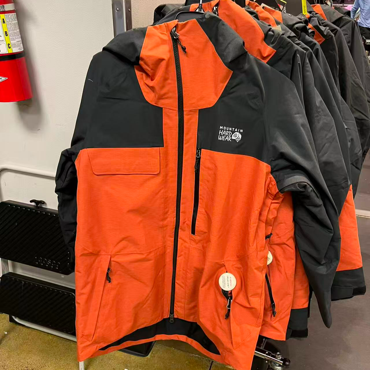 Mountain hardwear/山浩2091881859男士GTX防水连帽冲锋棉服
