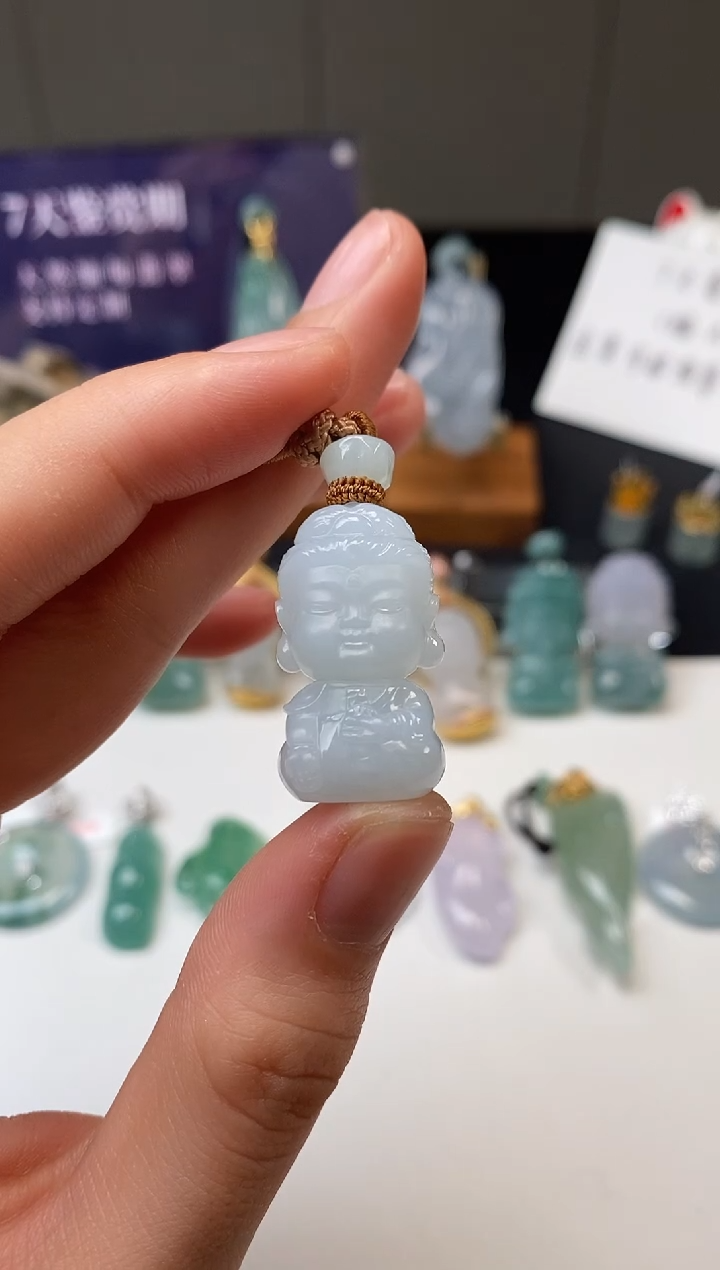 【闪购商品】翡翠吊坠(不含链)未镶嵌宝宝佛