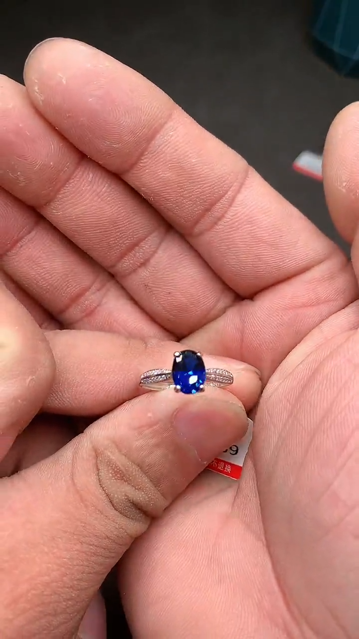 【闪购商品】蓝宝石戒指银S925镶嵌....