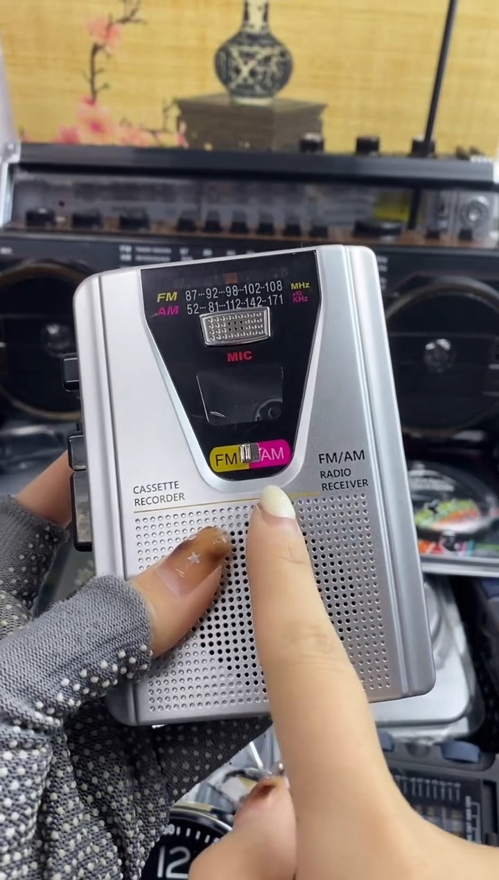 一物一链接，收音机