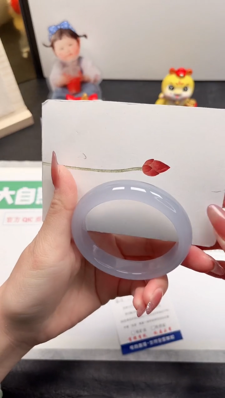 【闪购商品】石英质玉手镯未镶嵌59-59