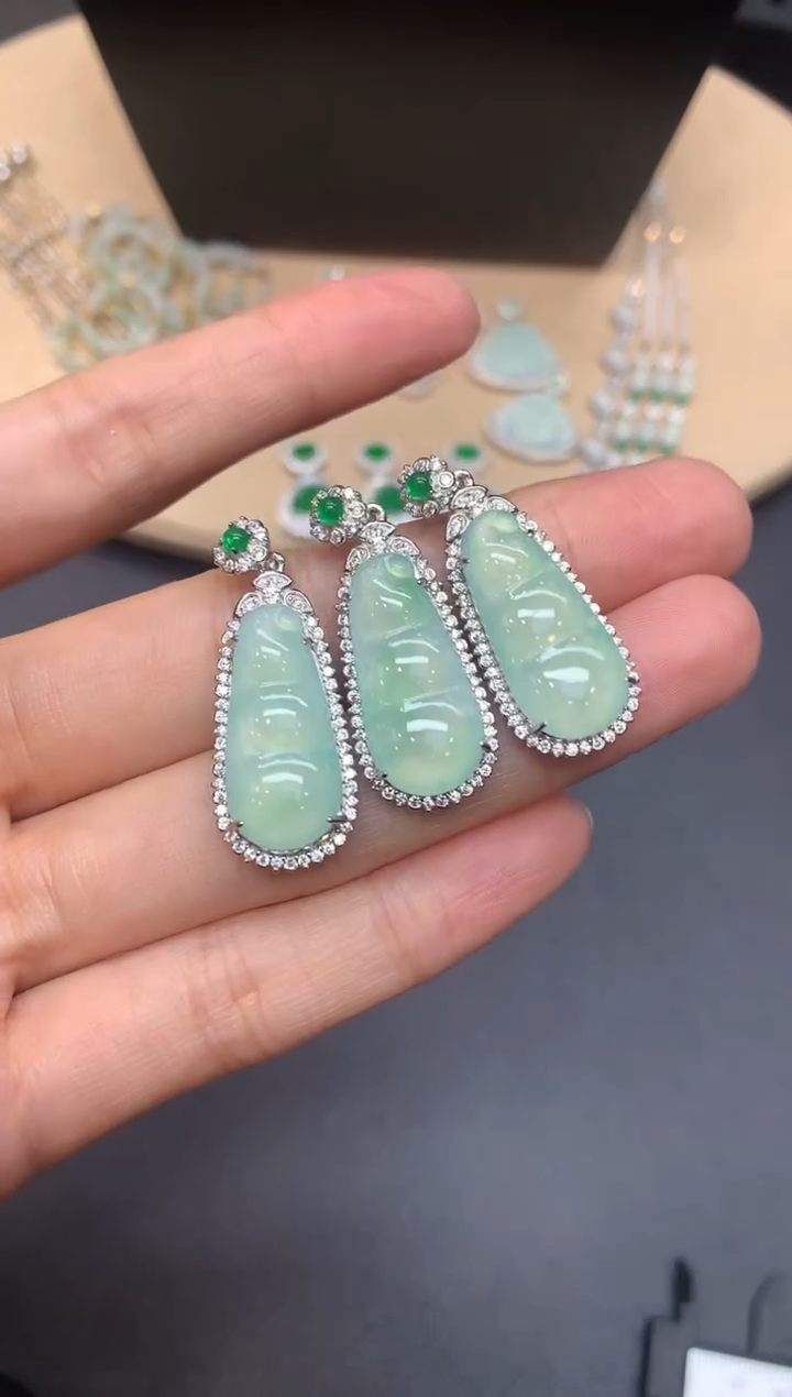 【闪购商品】翡翠吊坠(不含链)银S925镶嵌福豆【多样性发其一】