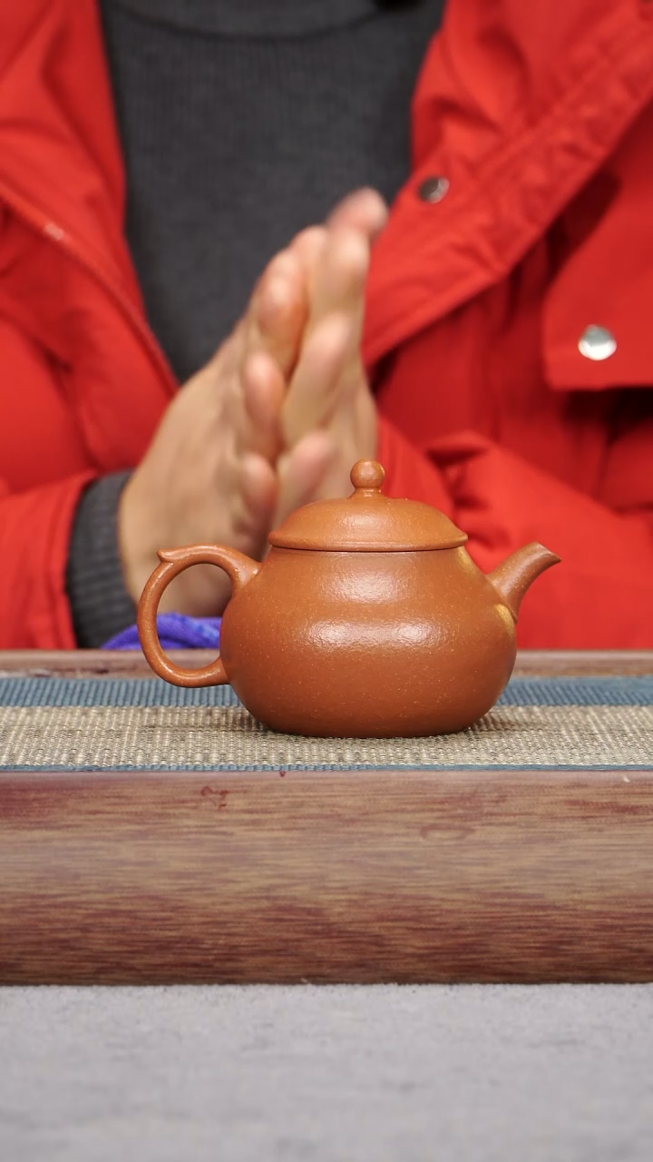【闪购商品】紫砂茶壶红降坡 君德