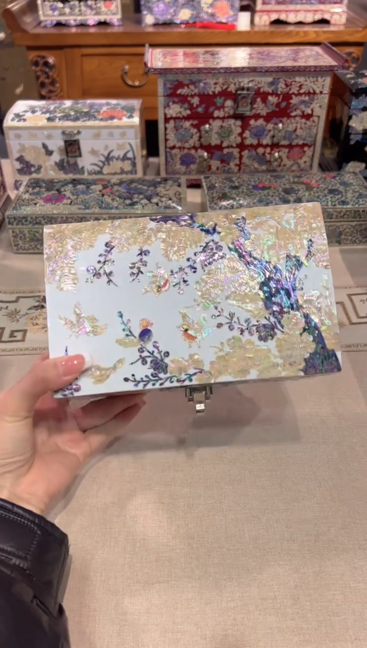 【闪购商品】鱼锁满贝弘贝雅螺钿漆器文化馆