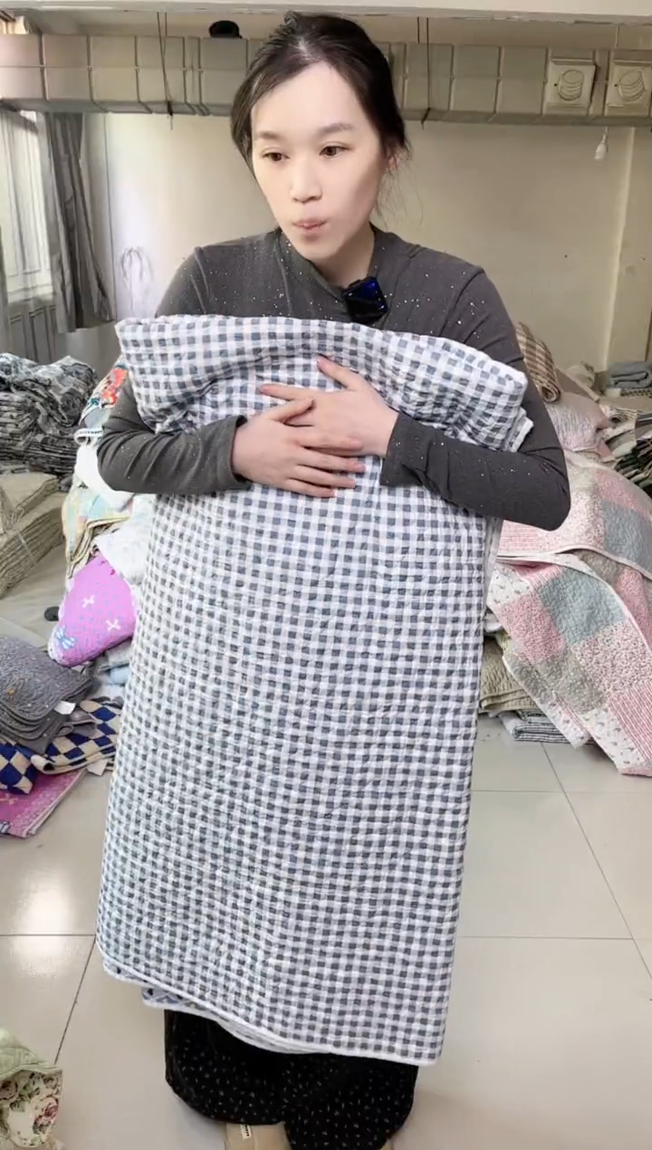 棉200*220双面斜纹蓝格子