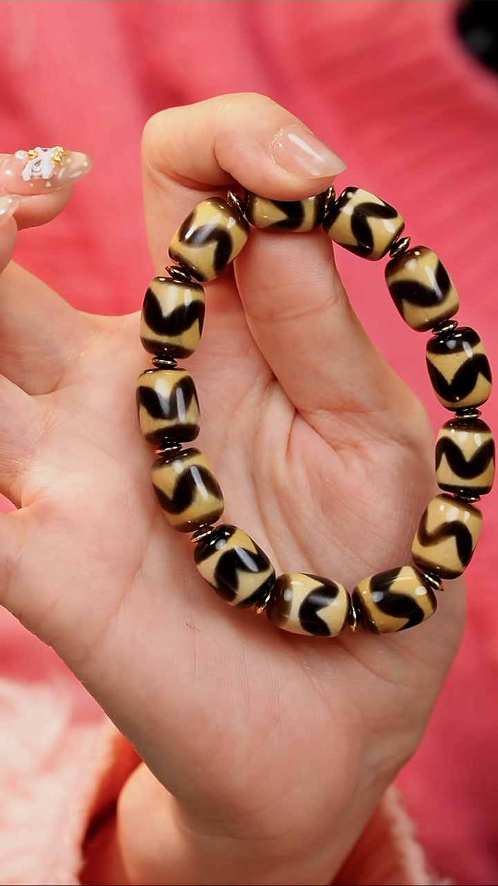 【闪购商品】玛瑙/玉髓手串未镶嵌牙牙